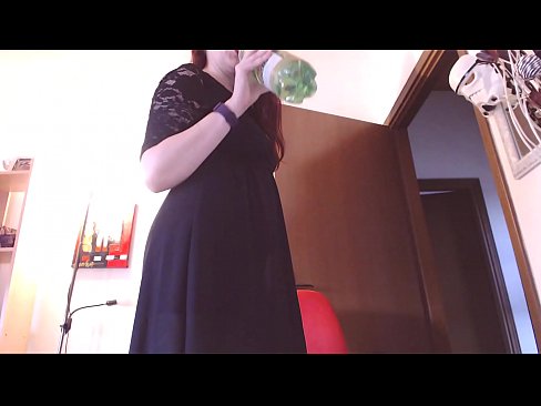 ❤️ ¡Una esclava sumisa a la que le encantan las bragas sucias y exuberantes se ve obligada a masturbarse después de ver este vídeo! Porno casero en es.porngifmag-com.ru ❌️